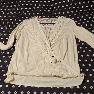 MAURICES Off white crochet accent top